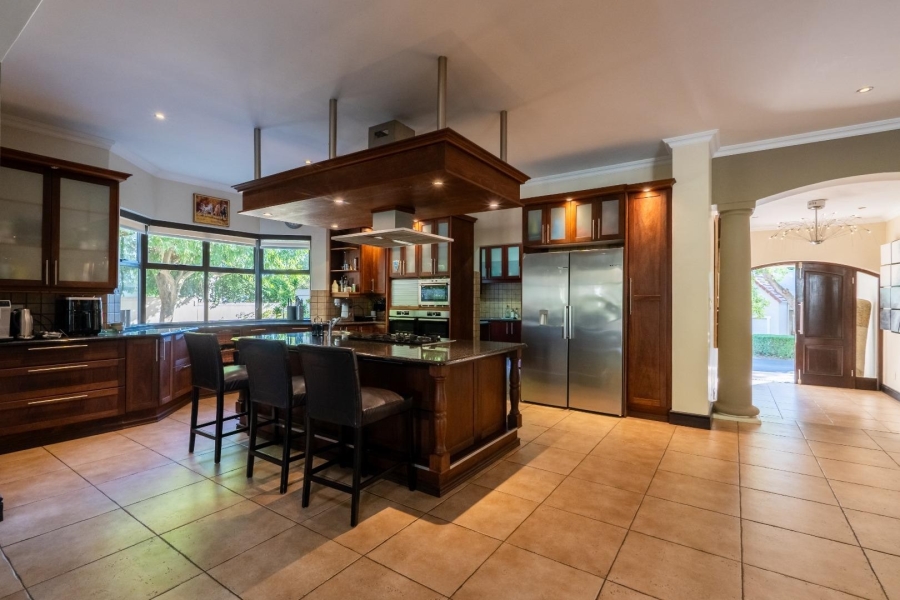 To Let 4 Bedroom Property for Rent in Boschenmeer Golf Country Estate Western Cape
